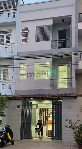 Hình ảnh Cho thuê nhà diện tích lớn đường Trịnh Quang Nghị P7Q8