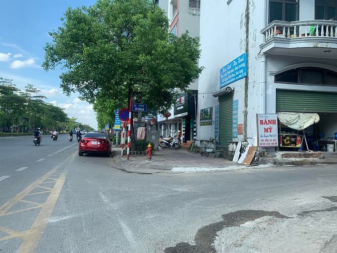 Hình ảnh Bán đất đẹp vuông góc ngay BVĐK Đức Giang m2 ô tô vào đất chỉ 2.85 tỷ