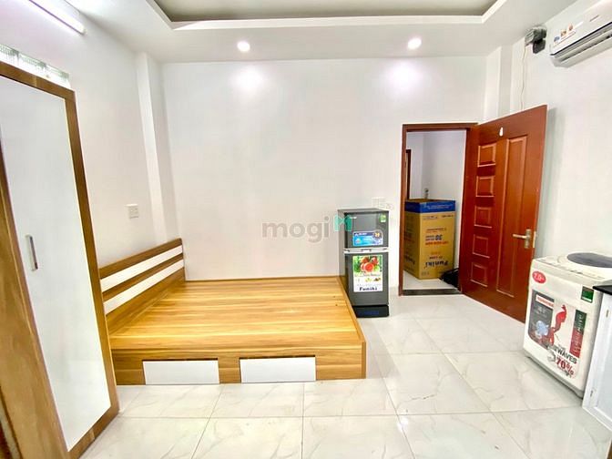 Hình ảnh STUDIO BT Có Cửa Sổ Lớn Ngay Đường BẠCH ĐẰNG