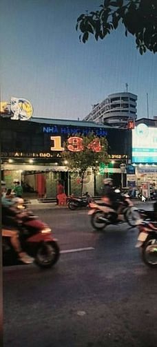 Hình ảnh Nhà mặt tiền Trần Hưng Đạo quận 5