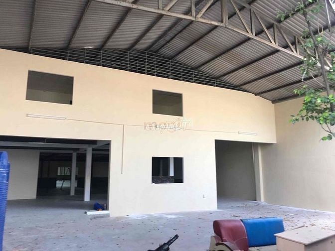 Hình ảnh Cho thuê gấp kho 320m2 đường container điện 3fa trần cao