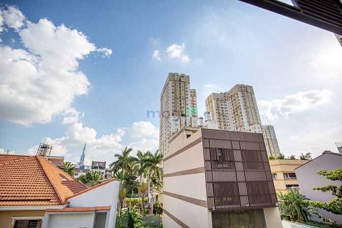 Hình ảnh Căn Hộ Dịch Vụ 1 Phòng Ngủ Có BAN CÔNG VIEW SIÊU ĐẸP