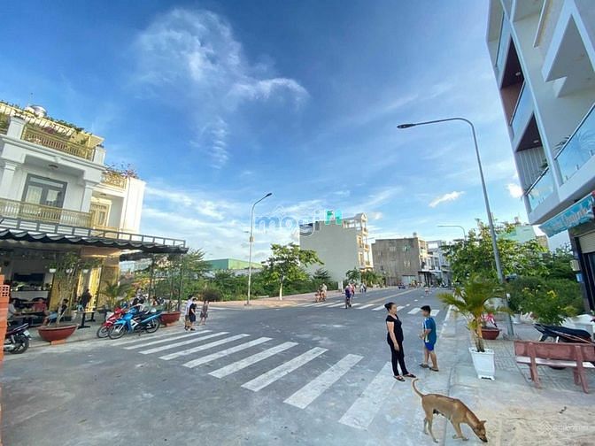 Hình ảnh Cần bán Nền Đất quận Bình Tân Diện Tích 100m2 Nằm Cạnh Bệnh Viện Bình