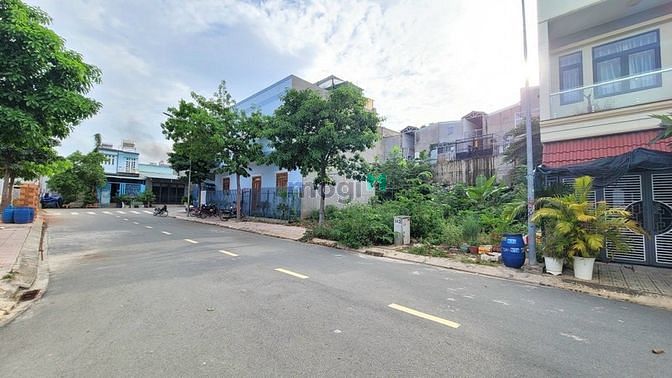 Hình ảnh Ngân hàng thanh lý lô đất Lê Thị Chợ, Tân Phú,Q7,90m2, giá 3,6 tỷ nền
