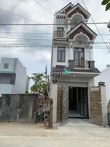 Hình ảnh Nhà trong hẻm có sổ sẵn cần bán