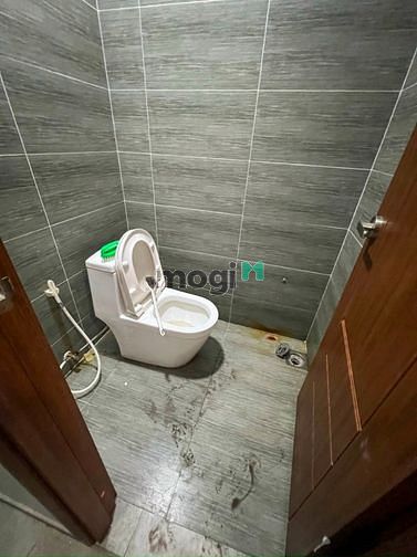 Hình ảnh Nhà Mặt tiền KD Sầm uất gần trường THPT,chợ 8x20
