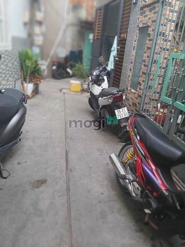 Hình ảnh Bán nhà hẻm 154 Âu Dương Lân . Q8