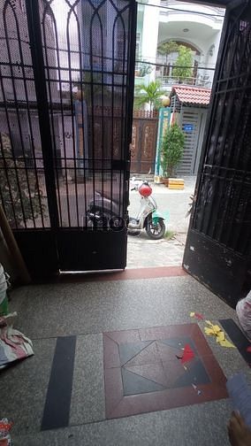 Hình ảnh HXH, sát chợ, 3 tầng, 4PN, Phan Huy Ích, giá chỉ 7.85 tỷ.