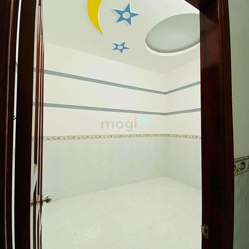 Hình ảnh Nhà thanh lí đẩy nhanh-Đ.Xóm Chiếu-Q.4-2 tỷ-2pn,2nvs-SHR