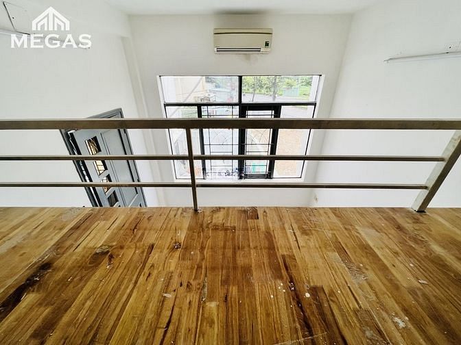 Hình ảnh Phòng có gác, full nội thất giá rẻ.