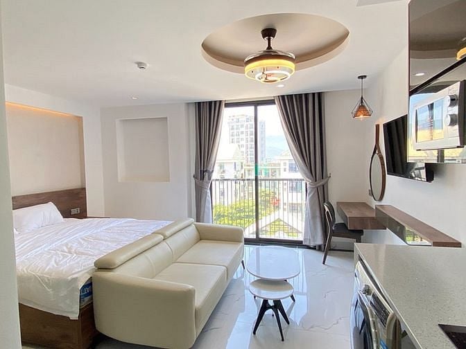 Hình ảnh Căn Tầng 7 #View 4 bề Cực Đẹp - Sử Dụng Nguyên Phần Sân Phía Sau