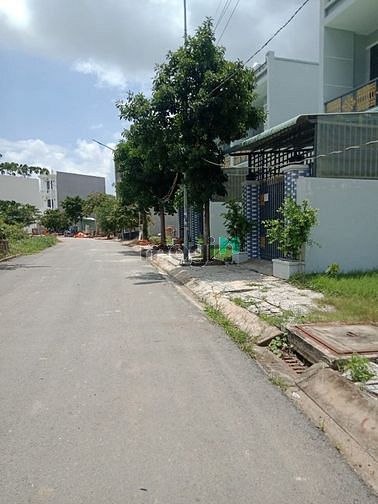 Hình ảnh chủ gửi bán 2 lô liền đường DT835 giao QL1A