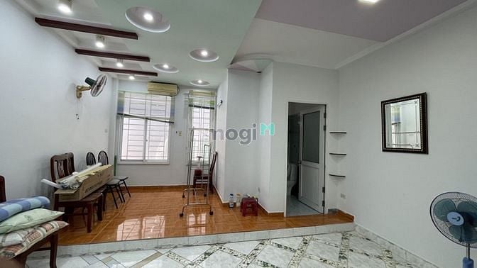 Hình ảnh Cần Bán Nhà Mặt Tiền Khu Tên Lửa, 4 Tầng ,100m2 .