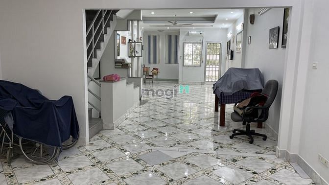 Hình ảnh Cần Bán Nhà Mặt Tiền Khu Tên Lửa, 4 Tầng ,100m2 .