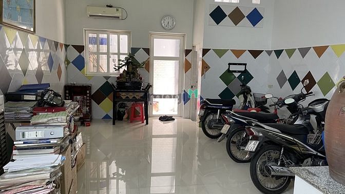 Hình ảnh Cần Bán Nhà Mặt Tiền Khu Tên Lửa, 4 Tầng ,100m2 .