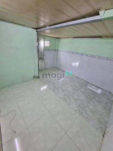 Hình ảnh Căn góc 2 mặt tiền hẻm TTT, quận 4 chỉ 1 tỷ 850
