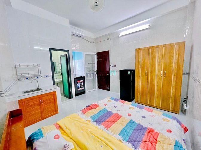 Hình ảnh Căn Hộ máy giặt riêng CMT8 Quận 3 mới 100% có cửa sổ thoáng mát