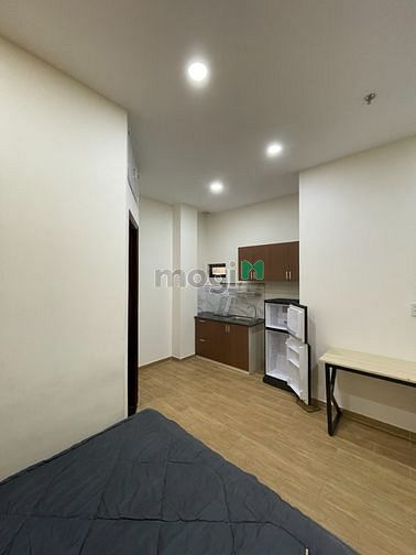Hình ảnh CHDV mới đủ nội thất xịn,thang máy, bãi xe hơi