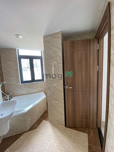 Hình ảnh Penthouse 80m2 Quận 2 ful tiện ích (hồ bơi,gym,..)