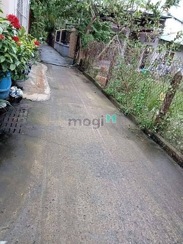 Hình ảnh bán đất binh nhâm 46 thông ra ngã tư nhà đỏ