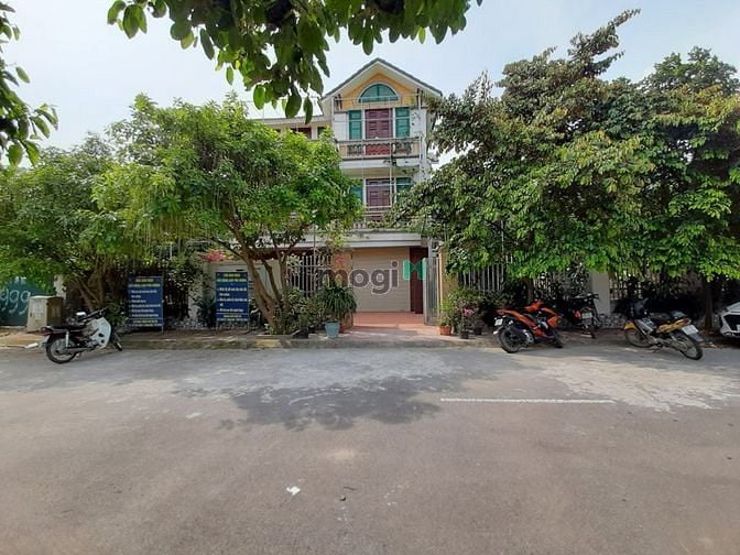 Hình ảnh Bán biệt thự diện tích 400m2 giá 25 tỷ