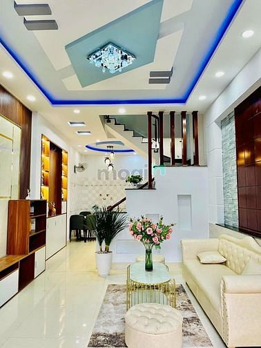 Hình ảnh Cô 8 cần bán nhà đường Mã Lò để trả nợ