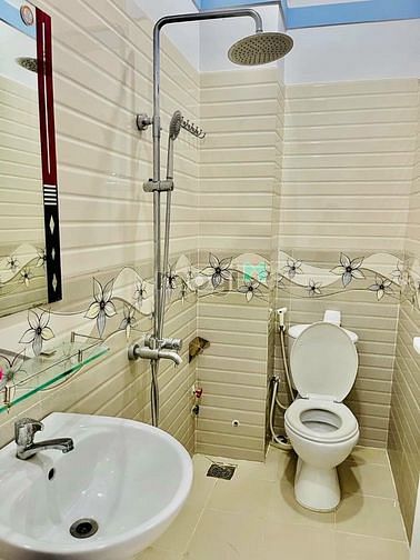 Hình ảnh Cô 8 cần bán nhà đường Mã Lò để trả nợ