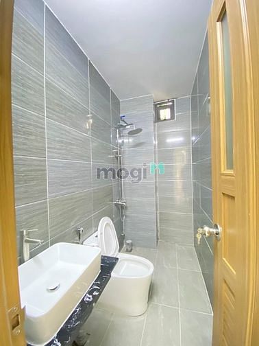 Hình ảnh Bán nhà mê lửng đúc full nội thất Mẹ Suốt