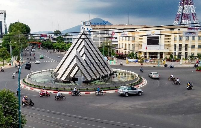 Hình ảnh Bán đất 930m2 đường thông trường.Gần KCN và chợ.SHR