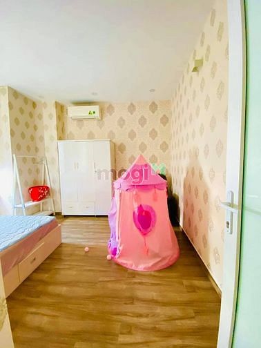 Hình ảnh Nhà đẹp đường Trần Quang Diệu- Quận 3