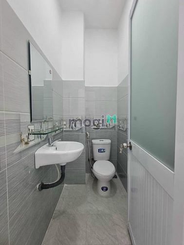 Hình ảnh Hàng Vip 1 0 2 nhà BÔNG SAO Q8 68m2 2T130