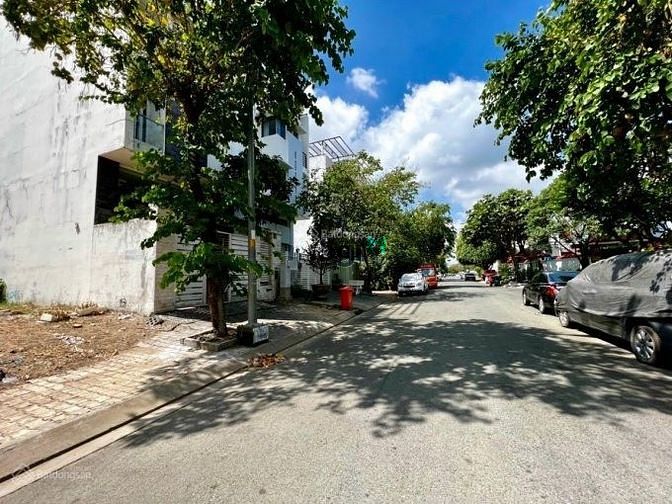 Hình ảnh Bán lô đất DT: 6x21m KDC Phú Mỹ Q7 giá: 60tr/m2 thương lượng