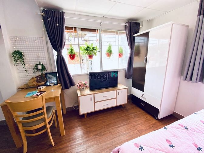 Hình ảnh 🌈 Studio Cửa Sổ Lớn - Nguyễn Hữu Cảnh - Máy Giặc Riêng 🌈
