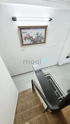 Hình ảnh Hoàng văn thụ tân bình - dt : 20m2 , 3 tầng , bt đổ thật giá 3.6 tỷ
