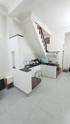 Hình ảnh Hoàng văn thụ tân bình - dt : 20m2 , 3 tầng , bt đổ thật giá 3.6 tỷ