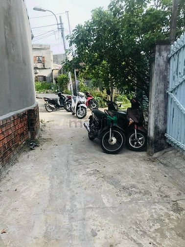Hình ảnh bán lô đất kiêt ototo 87 hoàng văn thái giá cực rẽ dt khủng