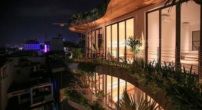 Hình ảnh Tòa CHDV cao cấp 28 phòng. 300m2. Thu nhập 300tr/tháng. 70 Tỷ.