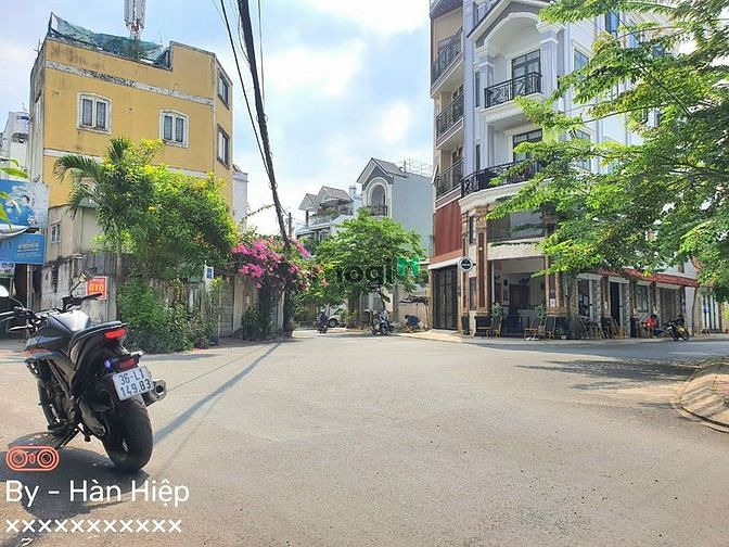 Hình ảnh Bán đất gần VinCom Quận 9 _ Lê Văn Việt & Trương Văn Thành