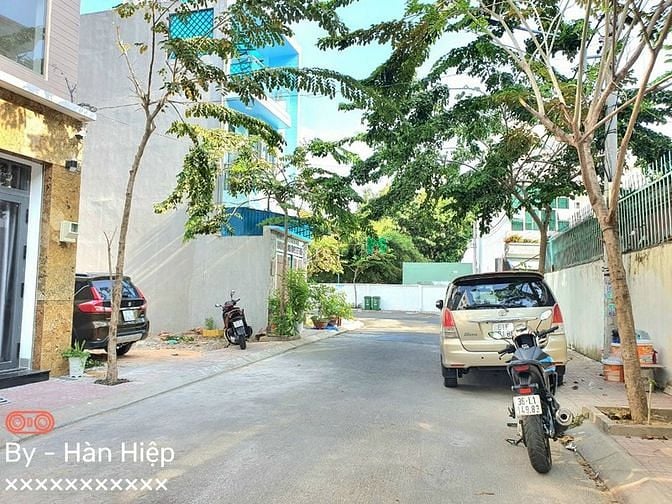Hình ảnh Bán đất gần VinCom Quận 9 _ Lê Văn Việt & Trương Văn Thành
