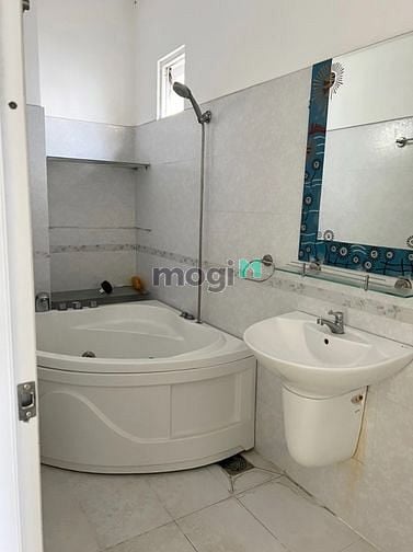 Hình ảnh Đs2 Cư Xá Đô Thành tr_5Lau_6Phòng To_5WC