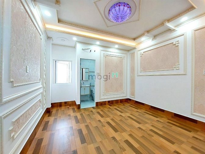 Hình ảnh Nhà phố mới 100% trung tâm Q. Bình Tân
