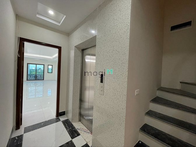 Hình ảnh Bán nhà phân lô Cầu Diễn DT 95m2 x 7T thang máy, tầng hầm, MT 4.75m