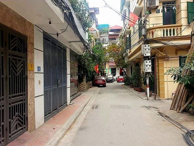 Hình ảnh Bán nhà Phan Văn Trường Cầu Giấy 65m, 10 tỷ