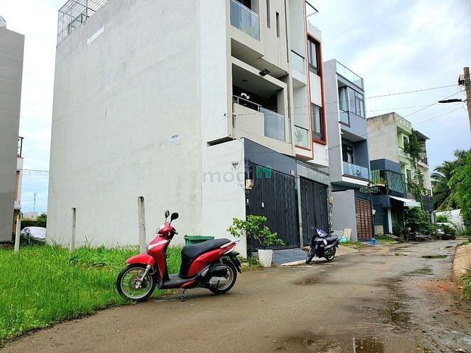 Hình ảnh ĐẤT ĐẸP! 68m2 vuông vức Hẻm xe hơi, kdc đồng bộ, đường Cây Keo