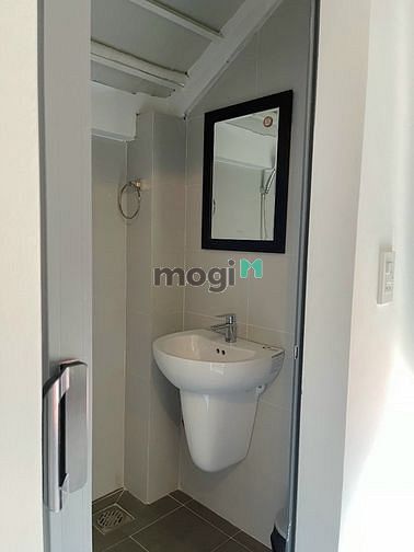 Hình ảnh Camera 24/7 - Có dịch vụ dọn phòng - Thiết kế hợp thời đại