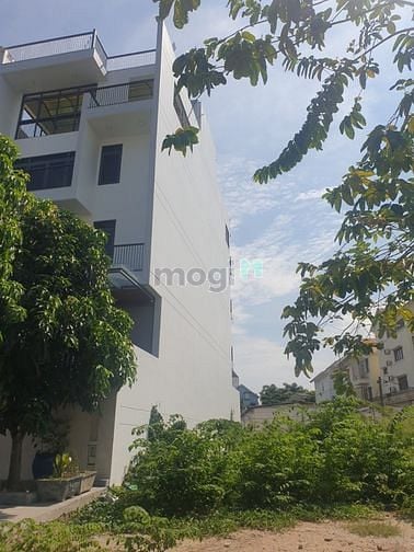 Hình ảnh BÁN GẤP lô đất mặt tiền Bùi Tá Hán - An Phú - Quận 2. DT: 80m2. 15 tỷ