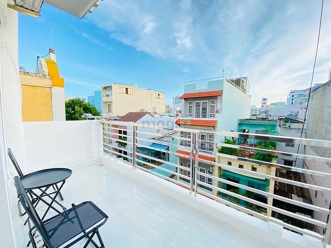 Hình ảnh CHDV full nội thất có cửa sổ lớn, cửa sổ bếp -bancol quận 10