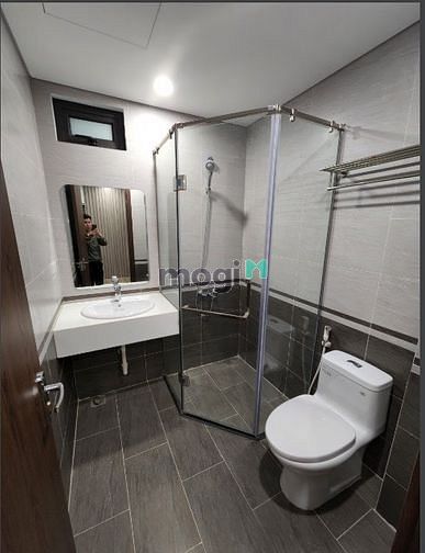 Hình ảnh Cho thuê phòng ngõ 140 Giảng Võ , full đồ .