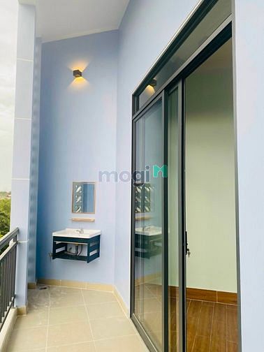 Hình ảnh CHDV có ban công + full nội thất đã bao phí