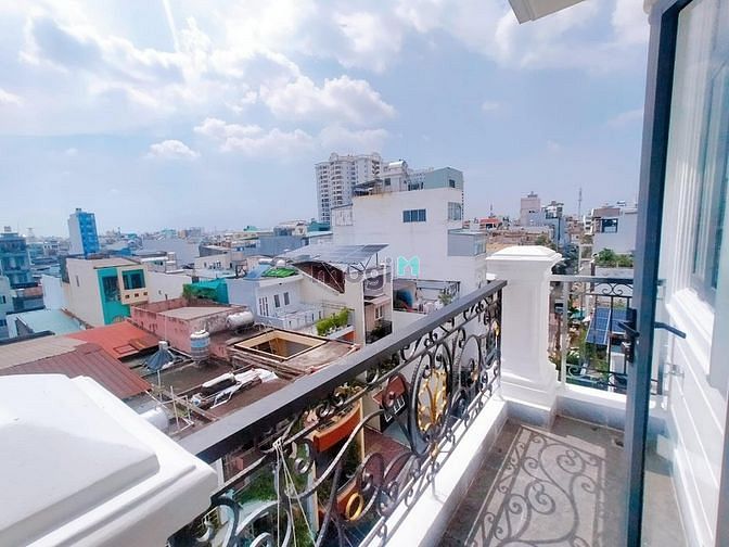 Hình ảnh Phòng Ban Công đẹp Quận Tân Phú
